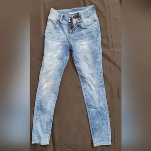 Wallflower Jeans.